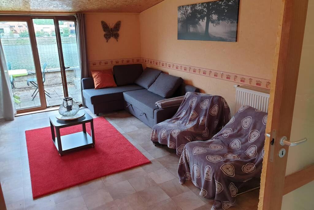 Appartement Le bord de Meuse à Dinant Extérieur photo